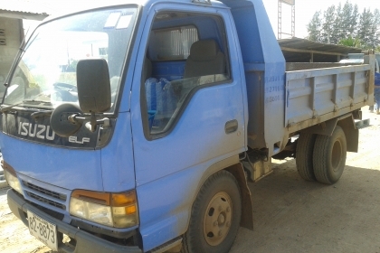 ขายรถ 6 ล้อดั๊ม ISUZU NKR 110 แรงม้า ดั๊มกระป๋อง ยาว3.20เมตร หัวการ์ตูน