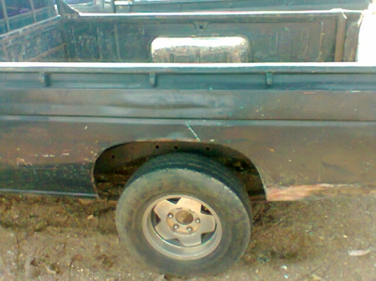 NISSAN ปี37 สีน้ำเงิน 60000 สนป่ะ NISSAN ปี37 สีน้ำเงิน 60000 สนป่ะ