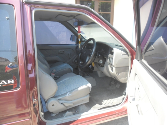 ขาย ISUZU DRAGON EYE 2.5 SX TRUBO SPACECAB ขาย ISUZU DRAGON EYE 2.5 SX TRUBO SPACECAB