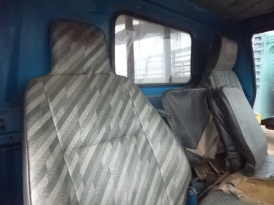 ขายรถอีซูซุ6ล้อ เครื่อง110แรง พวงมาลัยเพาเวอร์ สภาพร้อมใช้