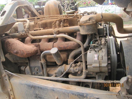 ขายรถบรรทุกNISSUN CWM430 CONVOY10ล้อ2เพลาโม่ปูน7คิว สภาพดี รถห้างแท้ พร้อมใช้งานครับ