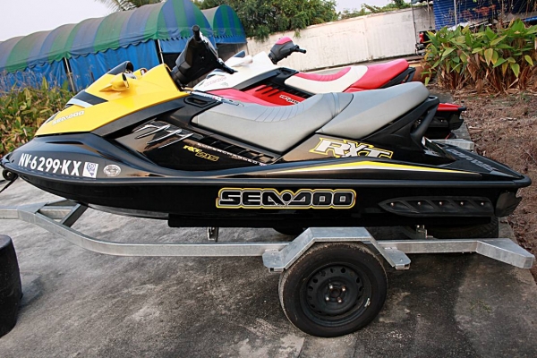 Seadoo-RXT215ปี2007-SUPERCHARGED-4STROKEใช้ไป30ชั่วโมง Seadoo-RXT215ปี2007-SUPERCHARGED-4STROKEใช้ไป30ชั่วโมง