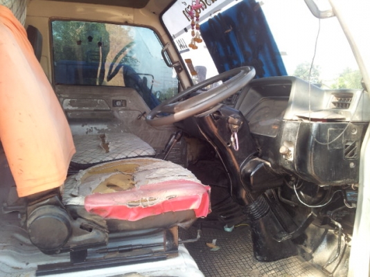 ขาย canter ดั้ม 115 ปี 38 ขั้นเทพครับ ขาย canter ดั้ม 115 ปี 38 ขั้นเทพครับ