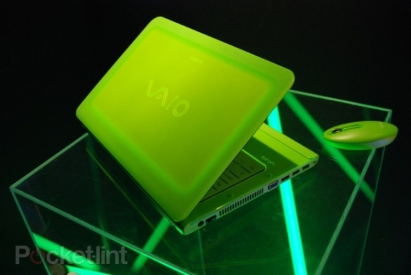 ขายด่วนถูกๆเลยจ้า มาก่อนได้ก่อน!!!โน๊ตบุ๊ค Sony vaio รุ่น C series