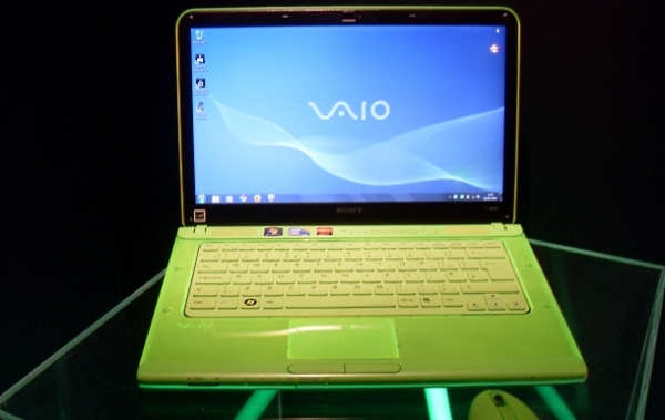 ขายด่วนถูกๆเลยจ้า มาก่อนได้ก่อน!!!โน๊ตบุ๊ค Sony vaio รุ่น C series