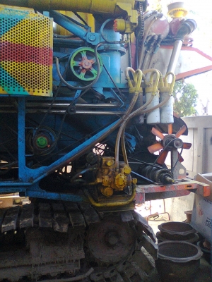 ขายรถเกี่ยวข้าวอุ้มสยามแอฟไฟรสภาพดี