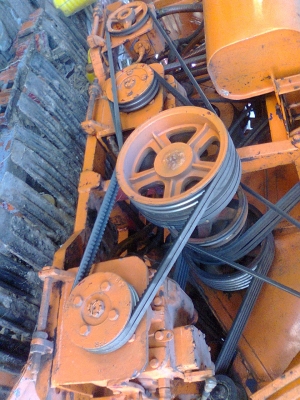 ขายรถเกี่ยวข้าวศักดิ์พัฒนารองกระสอบ