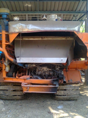 ขายรถเกี่ยวข้าวศักดิ์พัฒนารองกระสอบ