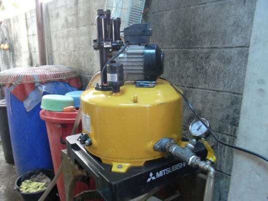 ขายปั้มน้ำ Mitsubishi 200 W สภาพสวยมาก ใช้น้อยผลิตปี 53 รับประกันคุณภาพ ดูประวัติขายผมได้ครับ