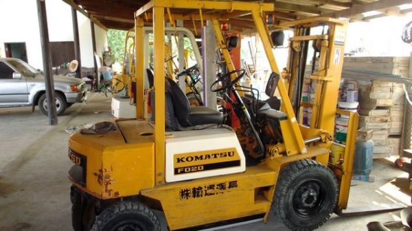 ขายโฟล์คลิฟท์ โคมัตสุ FC20-10 ดีเซล 2 ตัน เก่าญี่ปุ่น