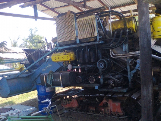 ขายรถเกี่ยวข้าวไทยอุ้มเส็งยนต์ ข้าว-ถั่ว