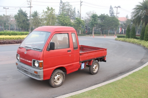 รถกระป้อญีปุ่น รุ่นหัวแตงโม 4x4 นั่งสบาย เก็บของได้เยอะ ลุยดี รถกระป้อญีปุ่น รุ่นหัวแตงโม 4x4 นั่งสบาย เก็บของได้เยอะ ลุยดี
