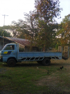 ขายหกล้ออีซูสุ100แรง มีคอกสูงและหางปลา