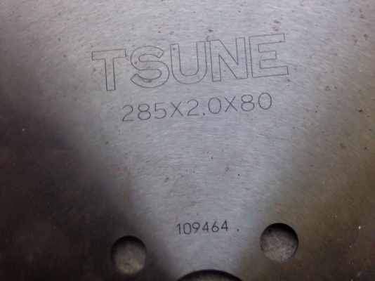 ใบเลื่อยวงเดือนใหม่ๆ 285 มม. ยี่ห้อ TSUNE เป็นใบใหม่ยังไม่ได้ใช้ตัดได้ทุกอย่าง(มี4 ใบ)