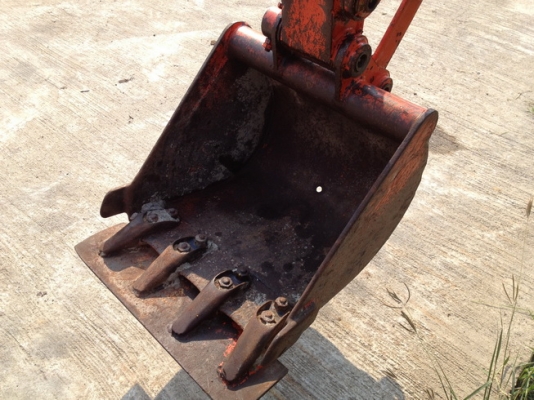 ขายรถแบคโฮลขนาดเล็ก KOMATSU PC07-1 นำเข้าเอง มือสองจากญี่ปุ่น