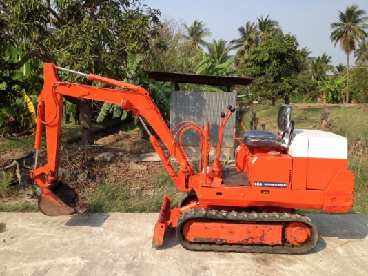 ขายรถแบคโฮลขนาดเล็ก KOMATSU PC07-1 นำเข้าเอง มือสองจากญี่ปุ่น