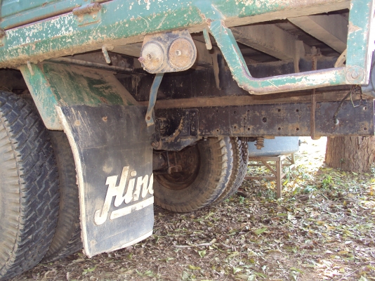 ขาย 6 ล้อนิสสัน คาร์บอน พร้อมใช้