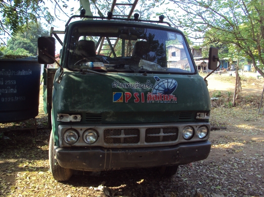 ขาย 6 ล้อนิสสัน คาร์บอน พร้อมใช้