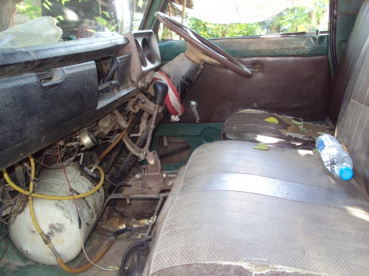 ขาย 6 ล้อนิสสัน คาร์บอน พร้อมใช้