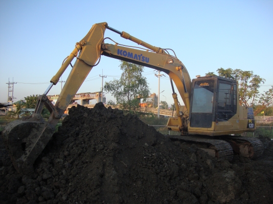 ขายkomatsu pc120-3