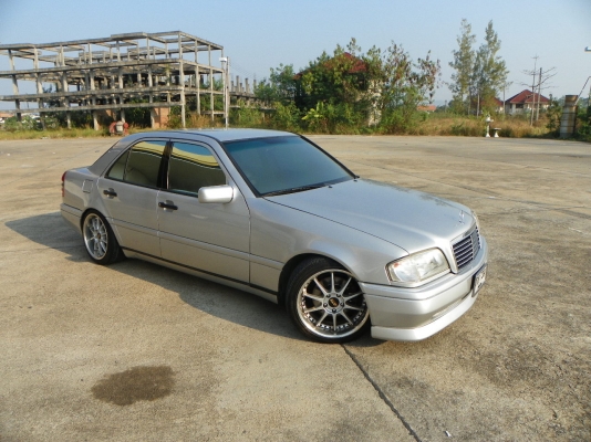 ขายถูก BENZ W202 C180 ปี96 Auto แต่งสวยประหยัดด้วย LPG ขับแล้วเท่ห์