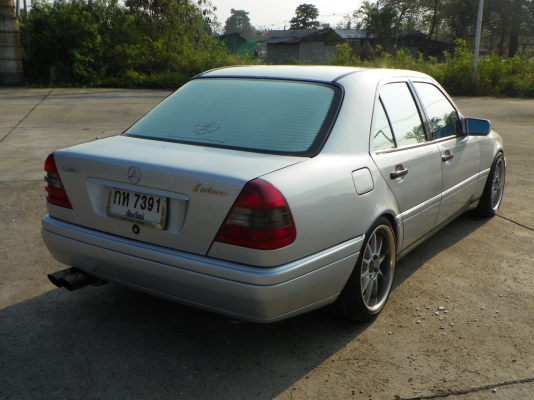 ขายถูก BENZ W202 C180 ปี96 Auto แต่งสวยประหยัดด้วย LPG ขับแล้วเท่ห์