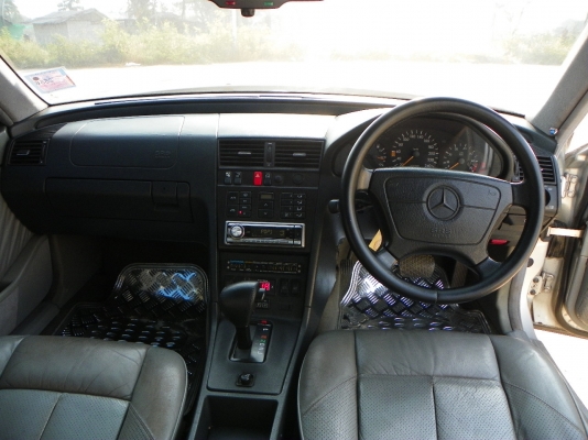 ขายถูก BENZ W202 C180 ปี96 Auto แต่งสวยประหยัดด้วย LPG ขับแล้วเท่ห์