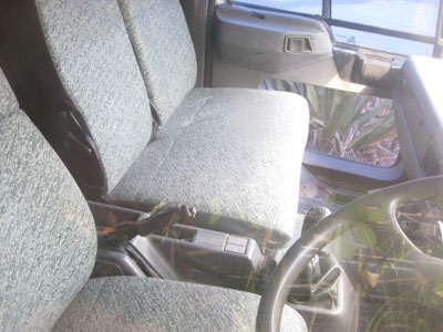 ขาย HINO FC3J เครื่อง 175 แรงม้า JO7C ห้างเดิม มีตู้ระบายอากาศ ไม่เอาตู้ลด 30000 พร้อมใช้ โทร 088-4501277 ขาย HINO FC3J เครื่อง 175 แรงม้า JO7C ห้างเดิม มีตู้ระบายอากาศ ไม่เอาตู้ลด 30000 พร้อมใช้ โทร 088-4501277