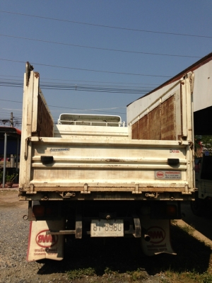 อีซูซุ ISUZU 210 แรง 6ล้อดั้มพืชไร่ ราคา 1,300,000 บ. ทะเบียนปี53 วิ่งได้ 70,000กม. สนใจ 086-1178106