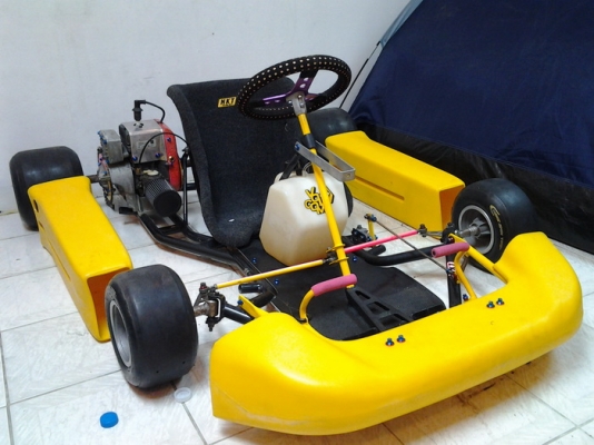 ขายด่วน Go Kart สเป็ครถแข่ง ราคาโดนๆๆเลิกเล่น(เครื่อง U.S.820)
