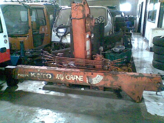 ขายเครน กาโต้ 2 ตัน 3 ตอน มือสองจากญี่ปุ่น ยังไม่ผ่านการใช้งานเมืองไทย ขายถูก ๆ ตามสภาพ