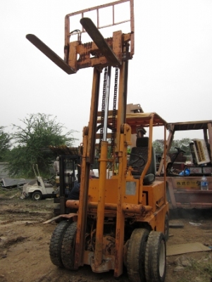 ขาย-รถยก FORKLIFT: KOMATSU FD25-6 ขาด 2.5 ตัน เครื่องดีเซล 4 สูบ มือสองนำเข้าญี่ปุ่น สภาพพร้อมใช้งานทันที