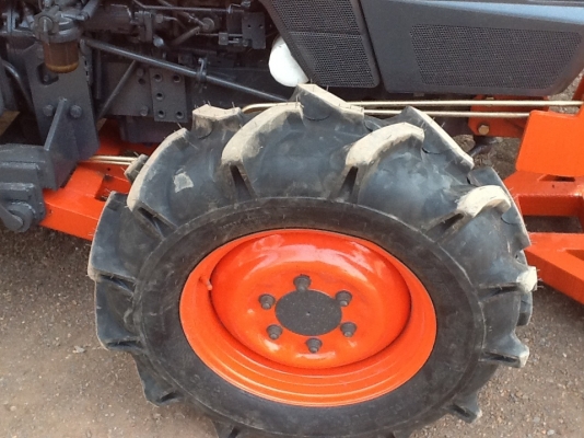 คูโบต้า L3408 4 WD 2 เพลา ใบมีดดันหน้า ถูกๆครับ