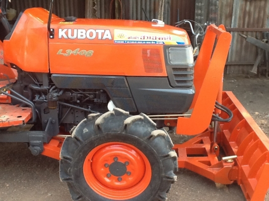 คูโบต้า L3408 4 WD 2 เพลา ใบมีดดันหน้า ถูกๆครับ