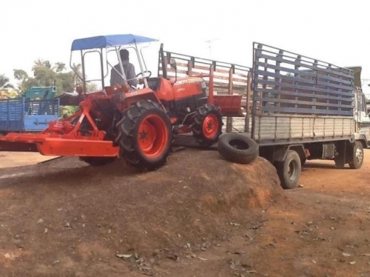 คูโบต้า L3408 4 WD 2 เพลา ใบมีดดันหน้า ถูกๆครับ