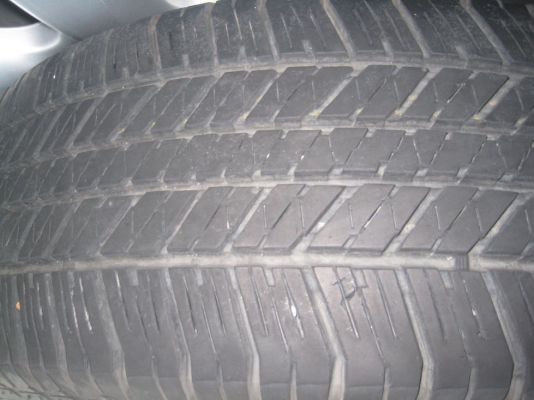 ขายล้อแม็ก Toyota Fortuner 17"x7.5" 6รู139 et30 + ยางปี11 (081-3747940)