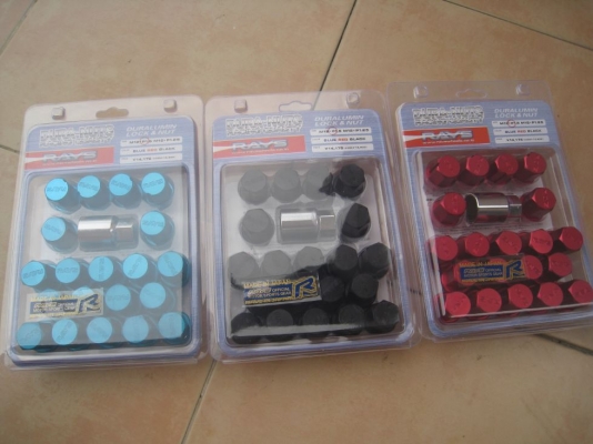 ขายล้อแม็กของใหม่ rays te37v 15"x7" 4/100 et 20 +ยางใหม่ 16500 บาท(081-3747940)