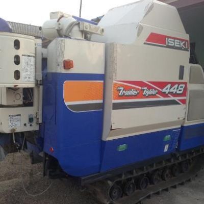 ขายรถเกี่ยวข้าวรุ่นใหม่ ขายรถเกี่ยวข้าวรุ่นใหม่