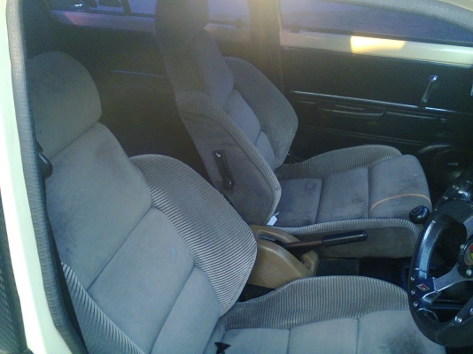 ขาย KE-70 สีครีม ล้อล้นๆ