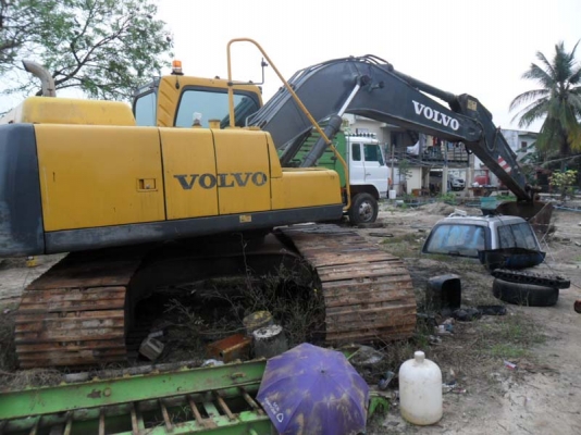 Volvo 210LC Volvo 210LC