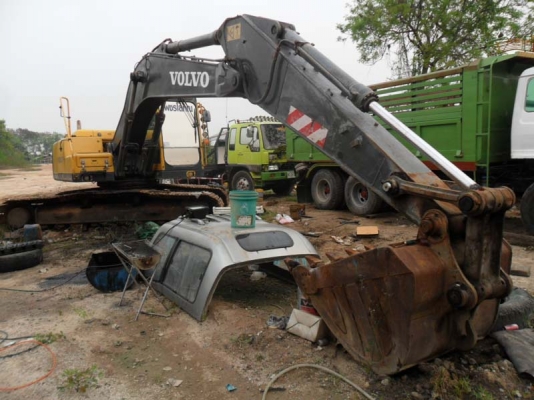 Volvo 210LC Volvo 210LC