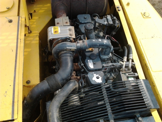 ขายรถแบคโฮ  ยี่ห้อ KOMATSU  รุ่น  PC200-6C  เอกสารเล่มทะเบียน