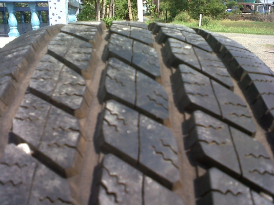 ขายยาง MICHELIN 265/65 R17 สวย สวย สด สด