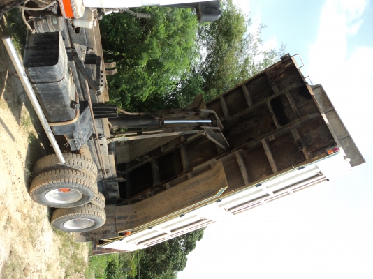 ขาย 10 ล้อดั๊ม MITUBISHI 230 แรงม้า ขาย 10 ล้อดั๊ม MITUBISHI 230 แรงม้า