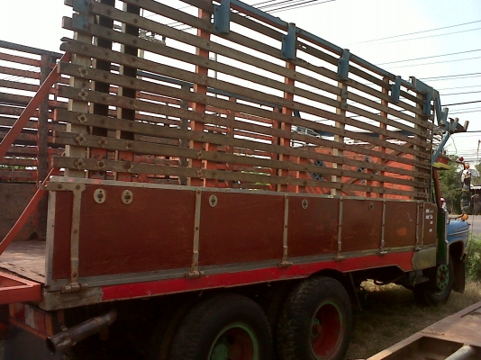 ขาย 10 ล้อหัวยาวเพลาเดียว สวย สวย เครื่อง 6BD1 ขาย 10 ล้อหัวยาวเพลาเดียว สวย สวย เครื่อง 6BD1