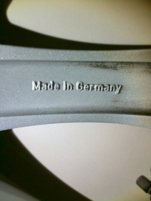 ล้อ HARTGE ขนาด 22 นิ้ว 5 รู แท้จากเยอรมัน พร้อมยางดอกเต็มๆ หน้า 265-30-22 หลัง 295-25-22 .Tel.085-150-9040 P ล้อ HARTGE ขนาด 22 นิ้ว 5 รู แท้จากเยอรมัน พร้อมยางดอกเต็มๆ หน้า 265-30-22 หลัง 295-25-22 .Tel.085-150-9040 P