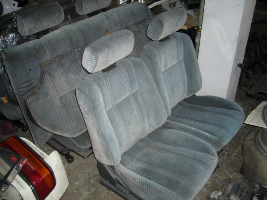 ขายเบาะหน้า-หลัง civic88 ตัวนอก 4,500