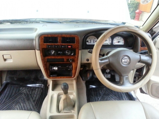 ขายรถครอบครัว7ที่นั่งพร้อมใช้