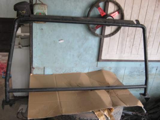 ขายของแต่งคาริเบี้ยน 2-3 อย่าง ราคาถูก ขี้เกียจเก็บครับ