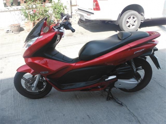 ฉลองตรุษจีน  ขาย Honda PCX 125i ปี 54 ราคา 49800